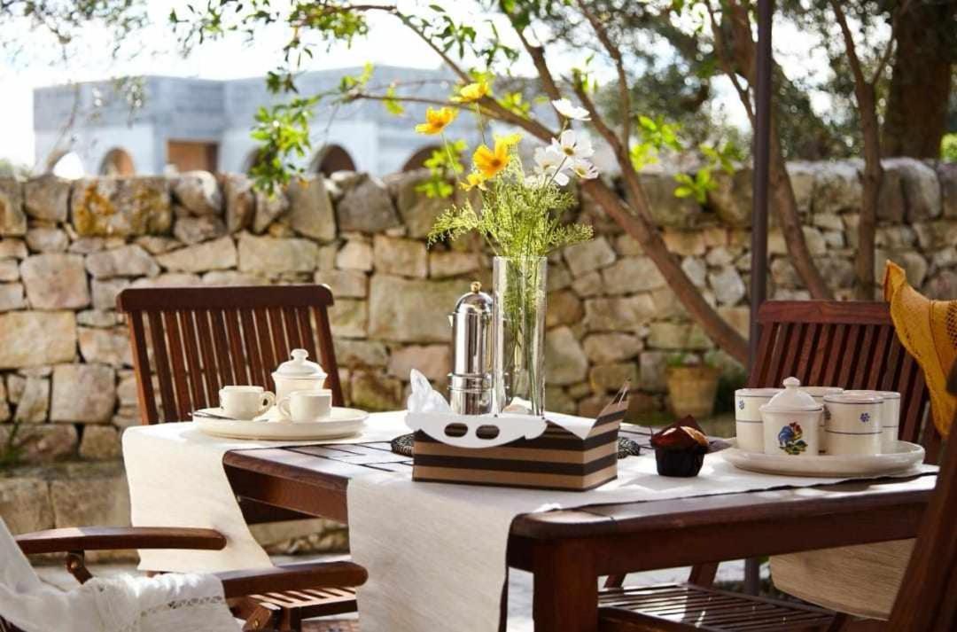 Trulli Azzalema With Exclusive Pool Villa บรินดิซิ ภายนอก รูปภาพ