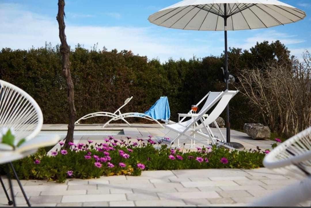 Trulli Azzalema With Exclusive Pool Villa บรินดิซิ ภายนอก รูปภาพ